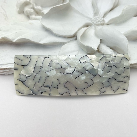CHARLES Wahba Made in France Pearlescent Rectangular Barrette - Picture 4 of 8